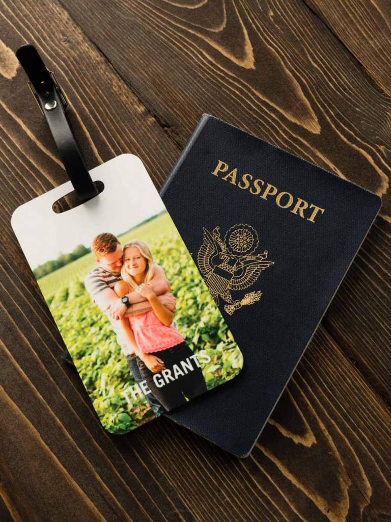 A cute luggage tag idea.
