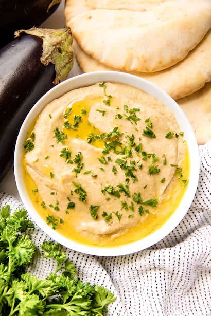 baba ganoush with pita bread