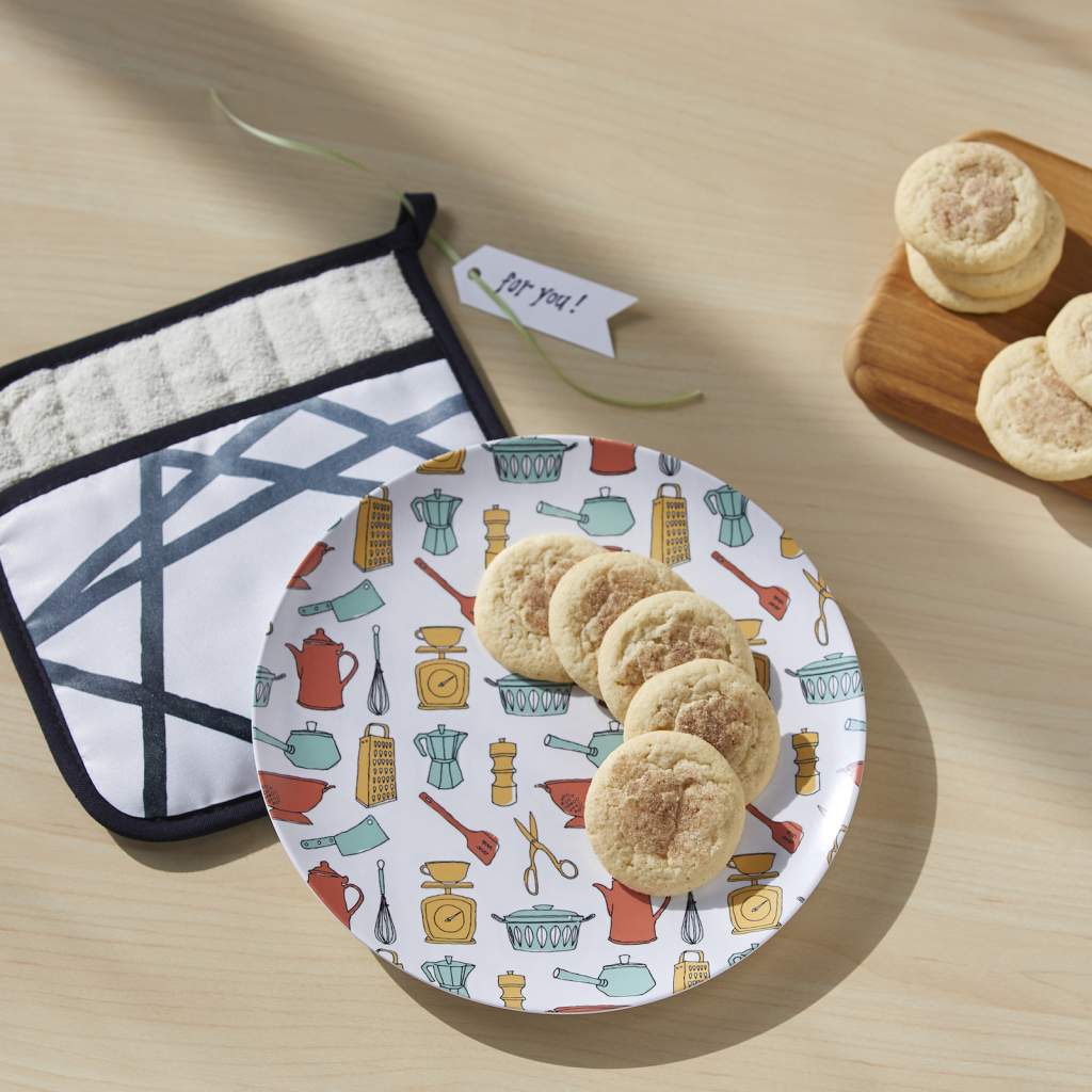 homemade cookies on a custom kids plate for a birthday party favor