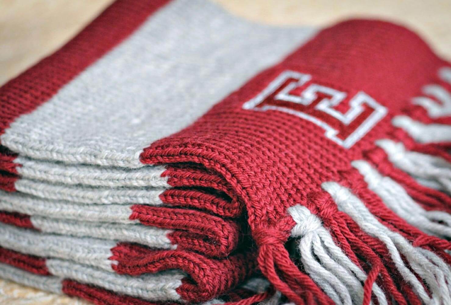 family gift ideas letter scarf