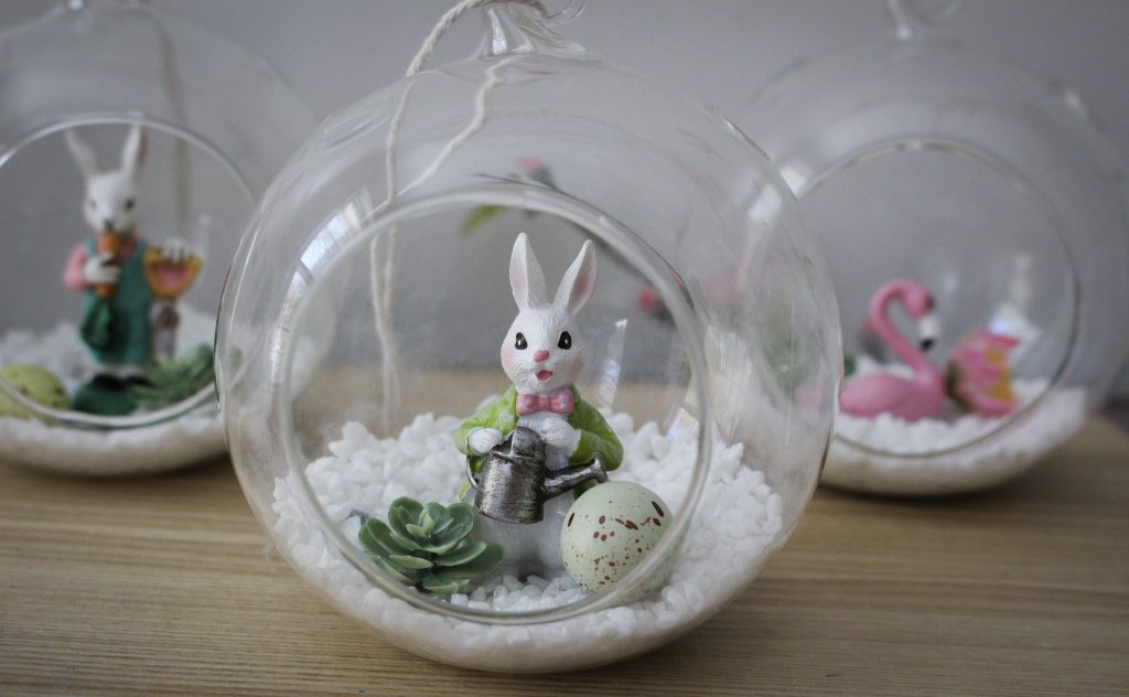 set of kids terrarium for easy spring crafts