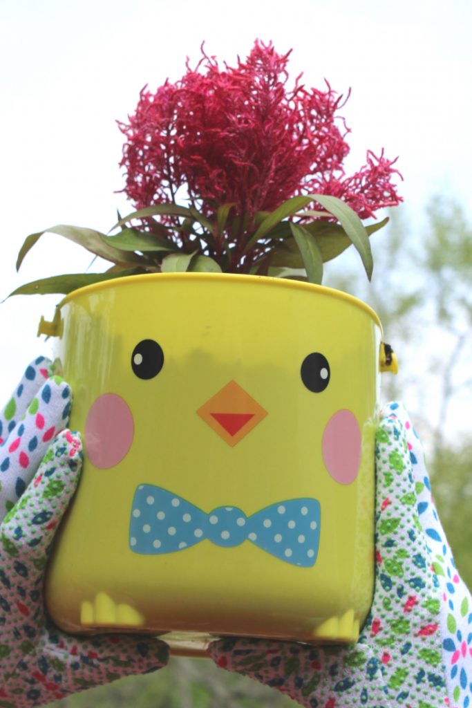 Flower pot painting ideas and flower pot decorations.