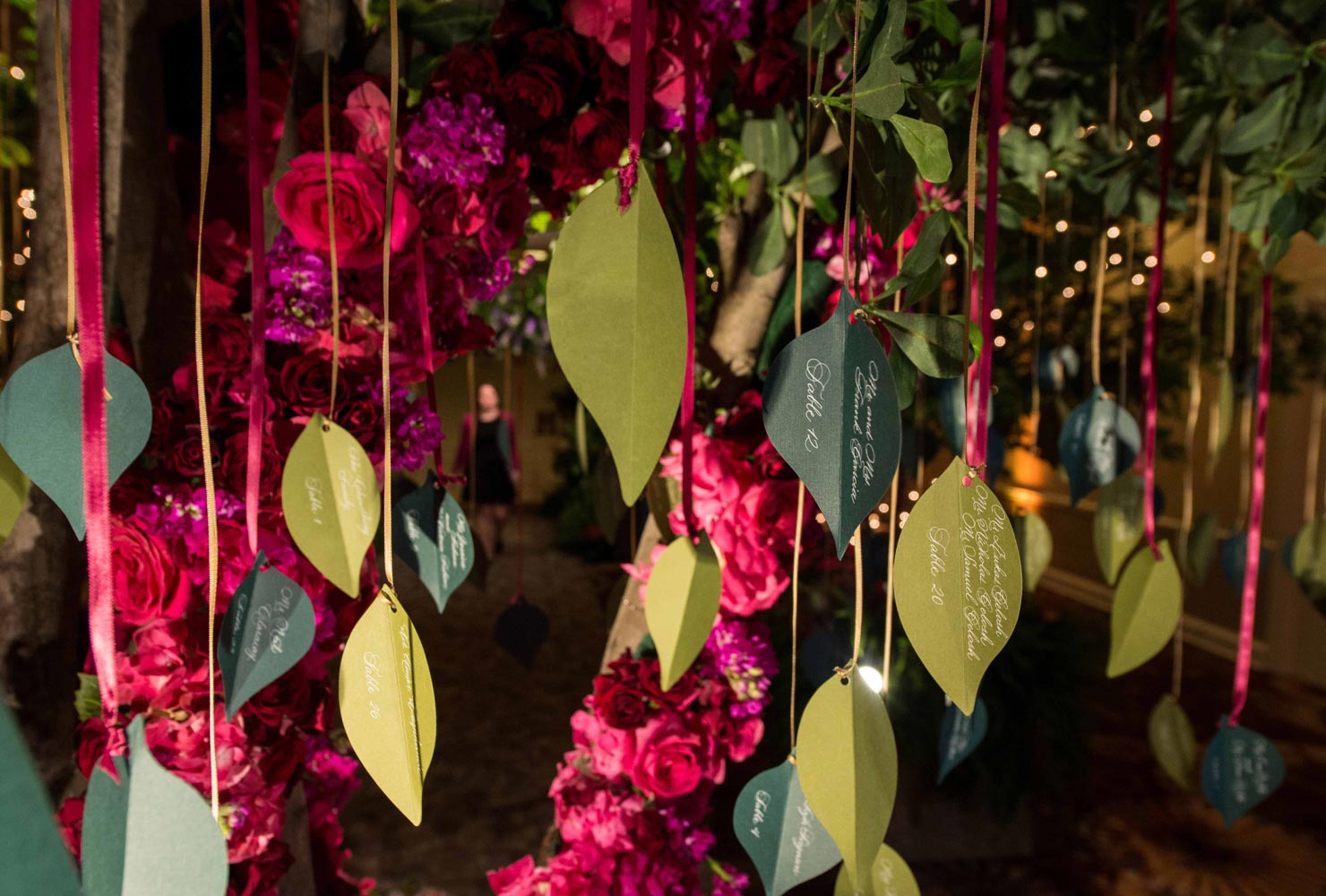 wedding place card ideas falling leaves