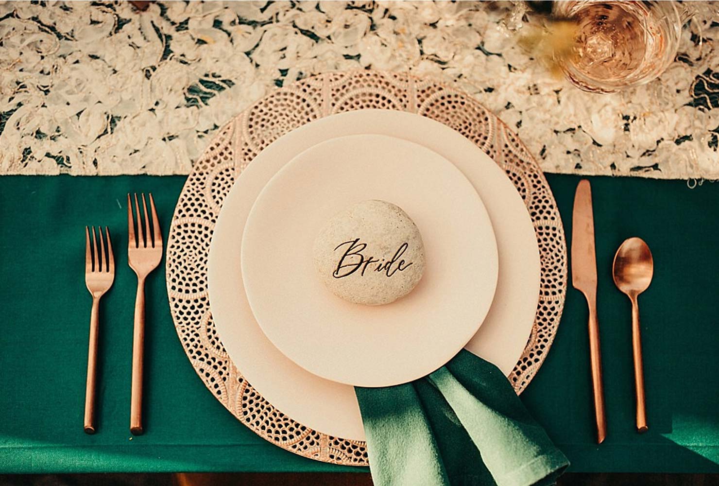 wedding place card ideas garden stone