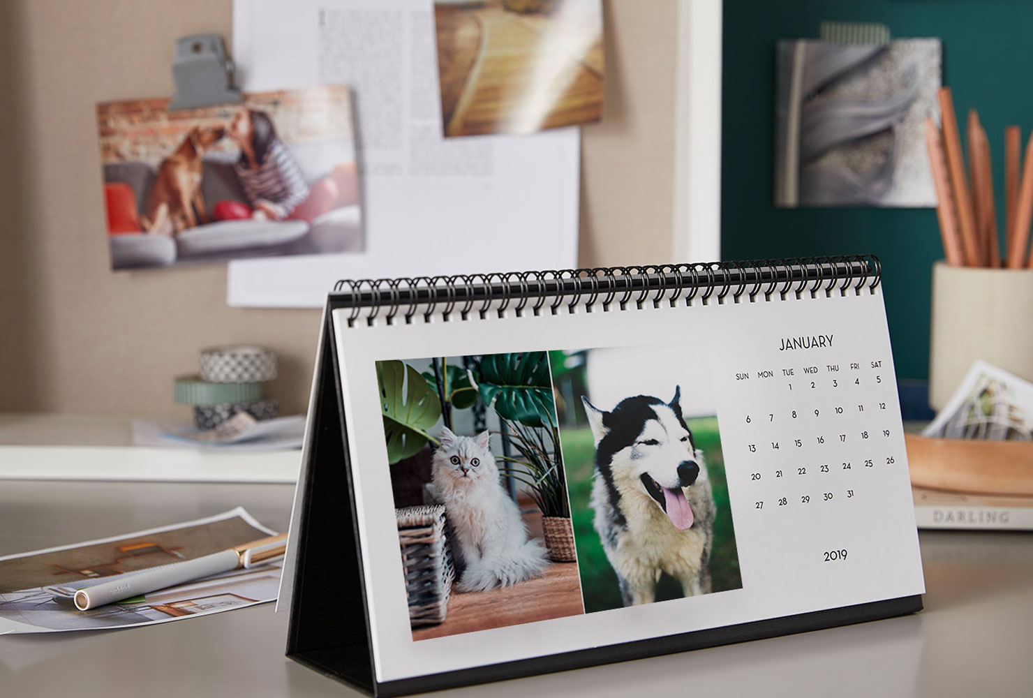 christmas gift ideas for friends desk calendar.