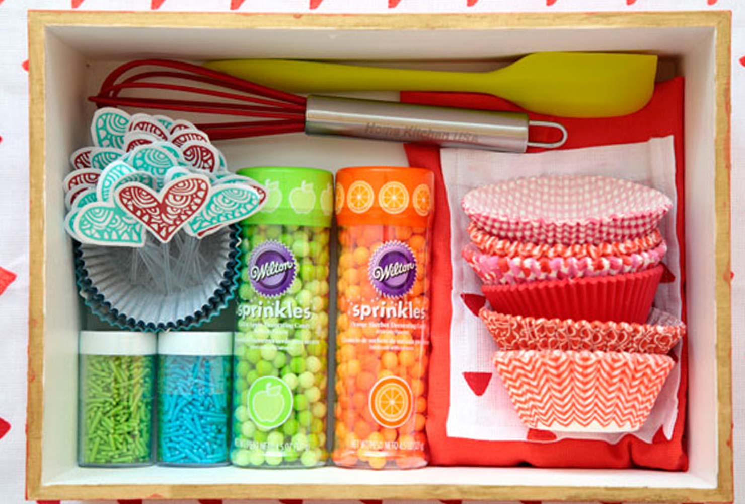 Colorful cupcake kit.